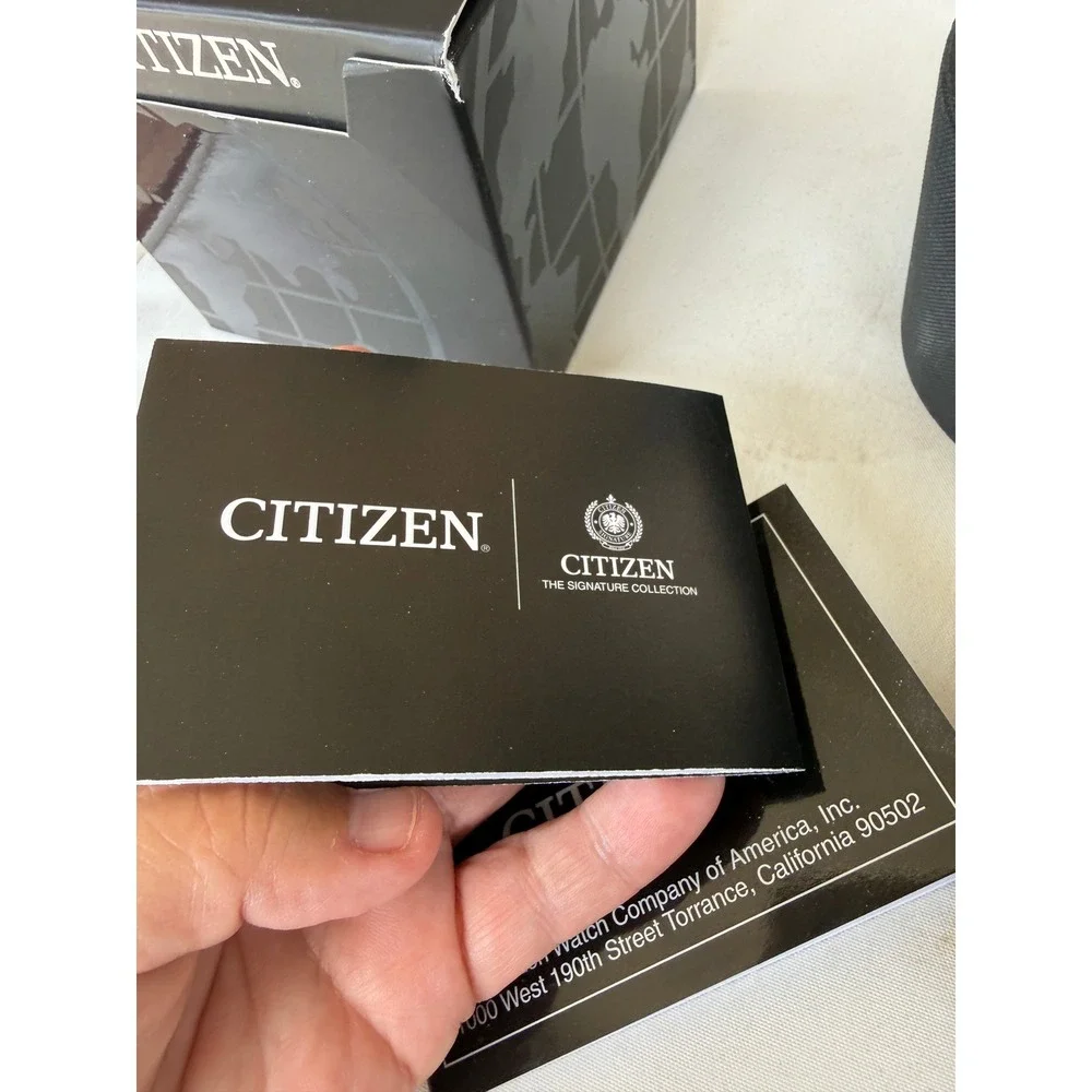 Citizen Eco-Drive Signature Collection Round Watch Box Case